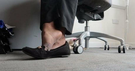 goddess suzie art pornstar photo