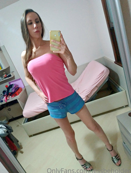 Jessbeholder high quality star pic