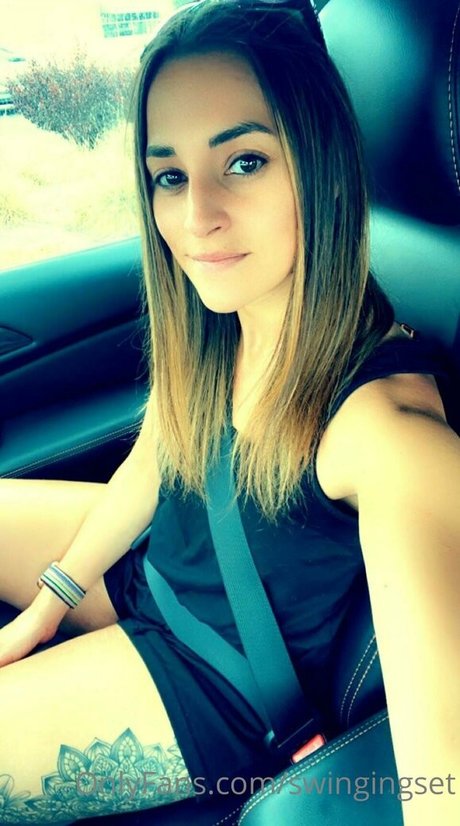 swingingset model pretty image