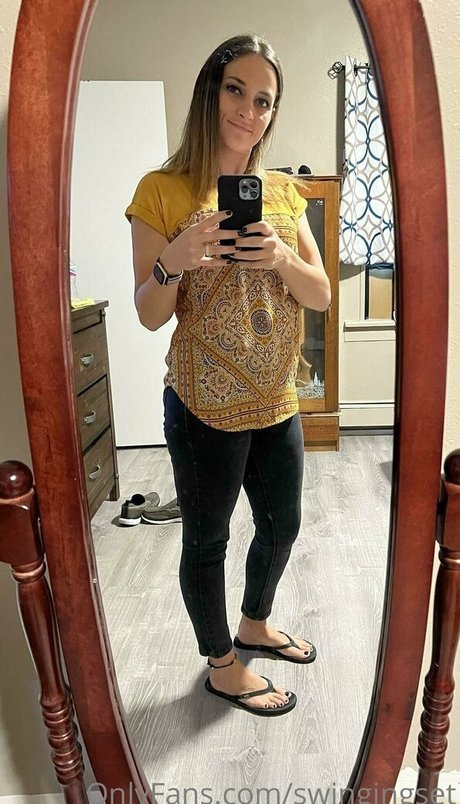 swingingset pornstar sexy picture