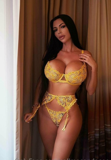 hot naked onlyfans exclusive pics