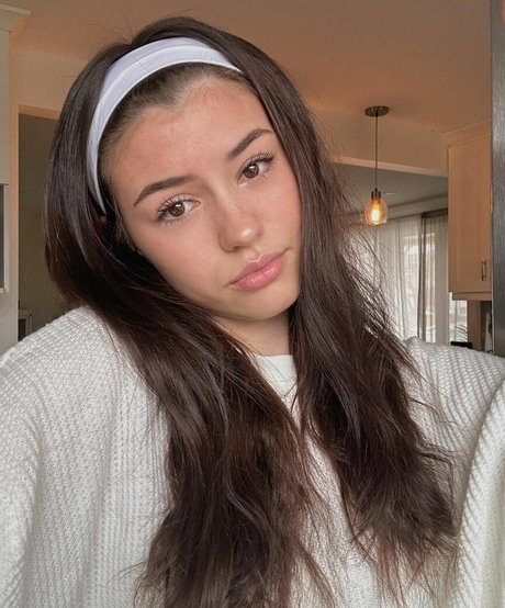 Ava Rose Beaune beautiful model archive