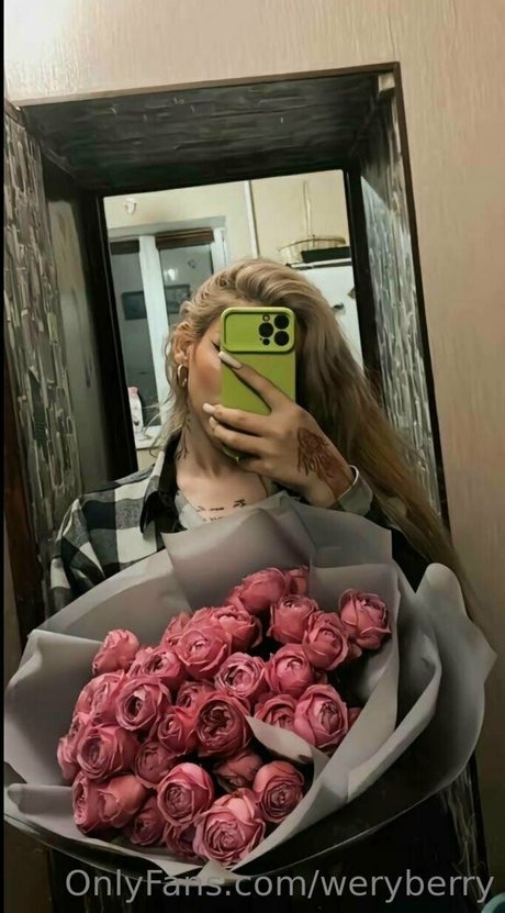 weryberry sex pornstar image