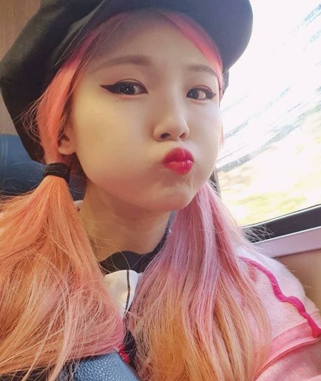 HAchubby model porn pics