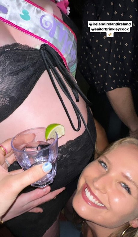 playmate onlyfans pretty pics