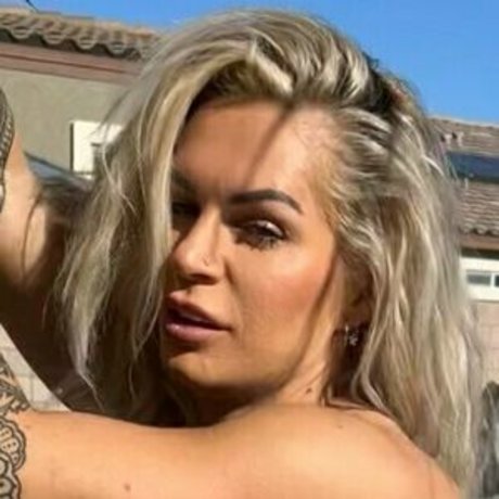 Evelien Van Pelt pornstar exclusive galleries