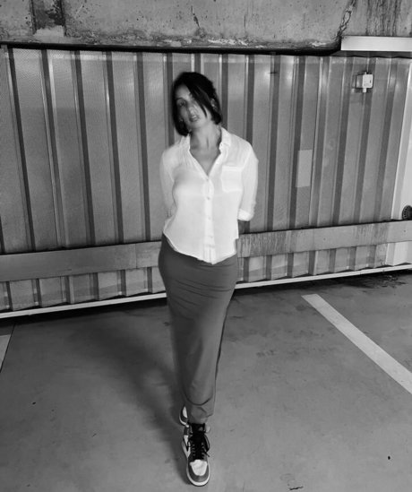 Maria Mood hot pornstar photo