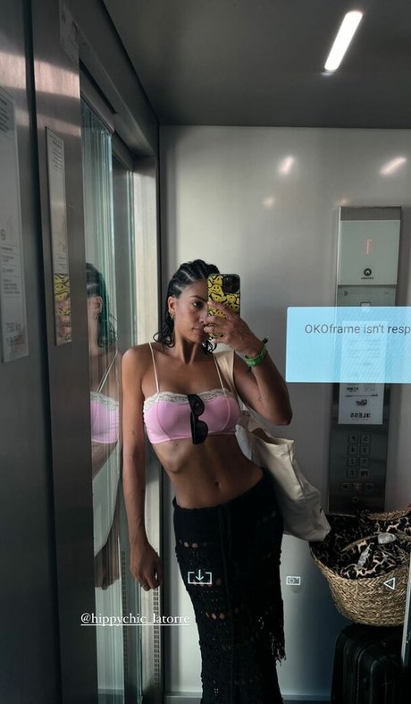 Maria Mood erotic model img