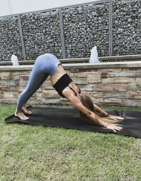 flowwithsky model perfect image