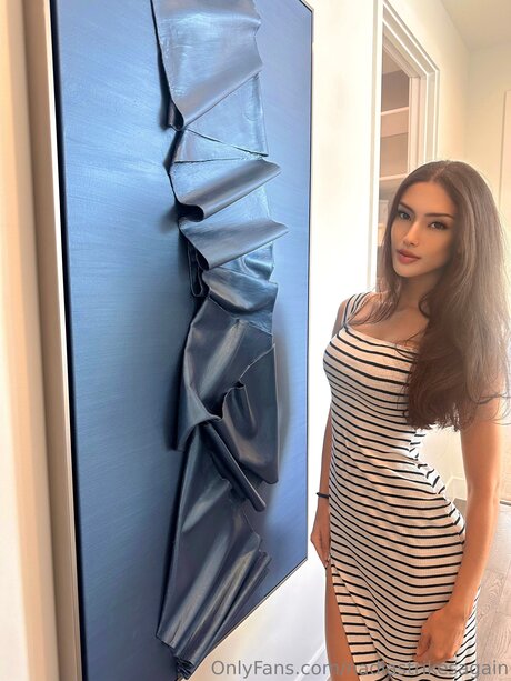 nadiastrikesagain erotic pornstar archive