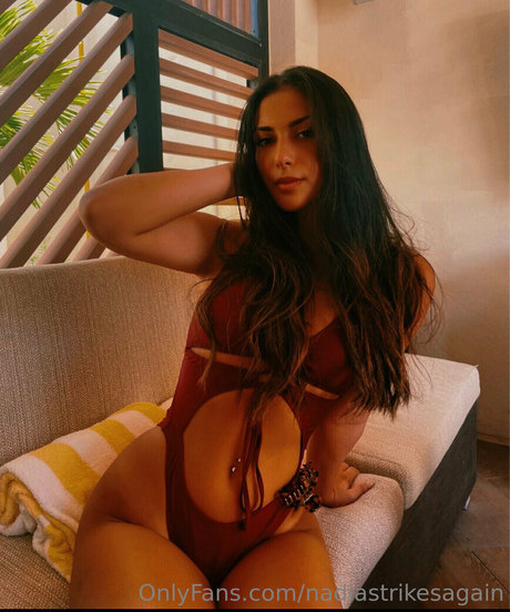 nadiastrikesagain pornographic actress photos