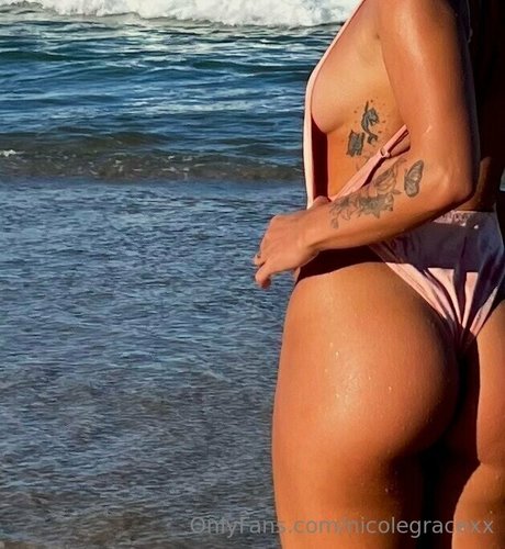 Nicole Grace sexy star pictures