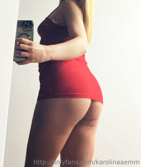 karolinaem free high quality actress pictures