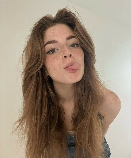 Hannah Stein pornstar pretty pics