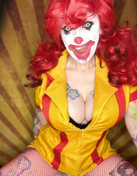 Sage Griffin star nude images