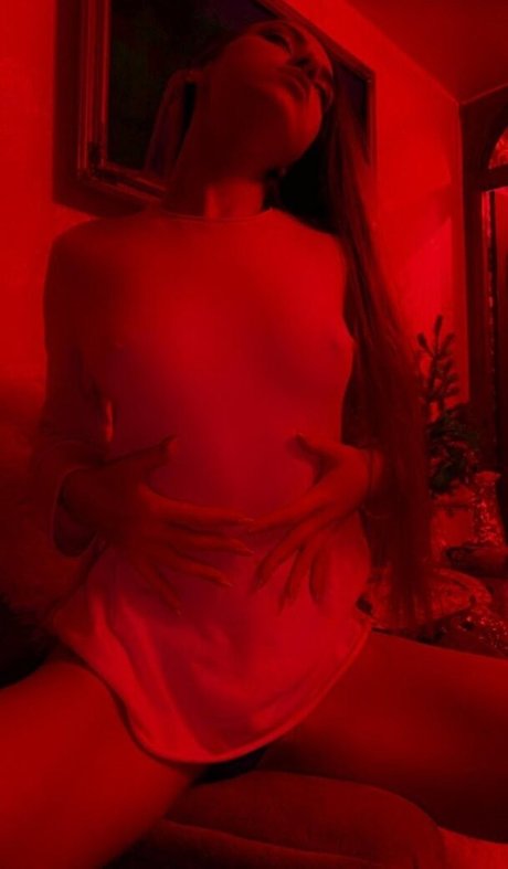 ann exclusive pornstar perfect images