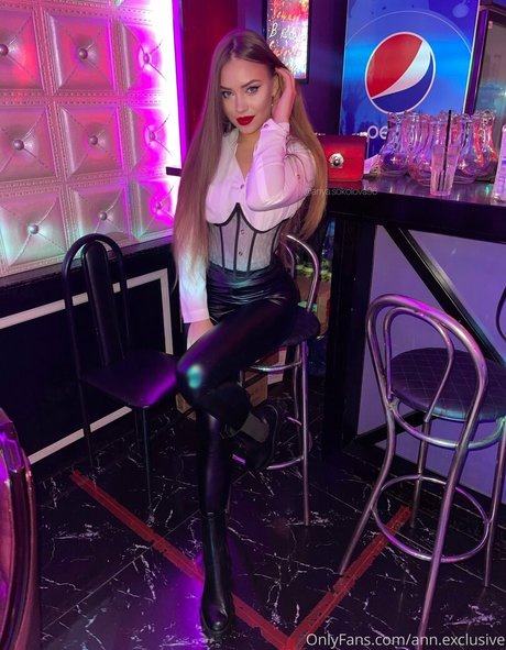 ann exclusive pornstar high quality picture