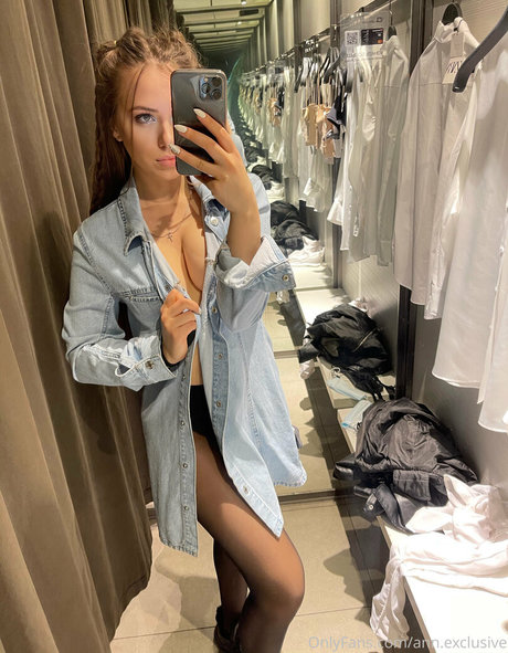 blowjob milf onlyfans art nude gallery