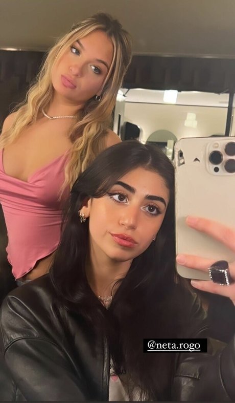 Claudia Conway star high quality photos