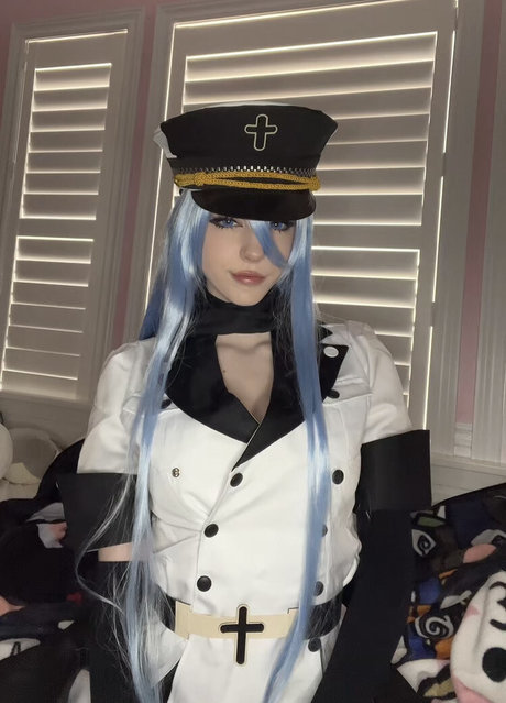 emiki28 pretty actress galleries