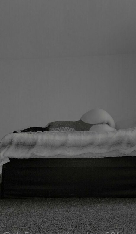 medeea69free pornstar perfect pics