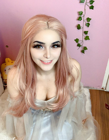 Annju Chan model pornographic pic