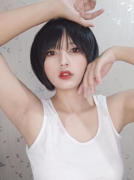 Rue cosplayer nudes actress pictures