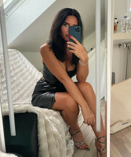 Senada Kostic naked model photo