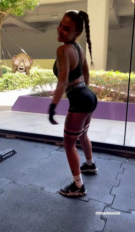 neskaranow star adult picture