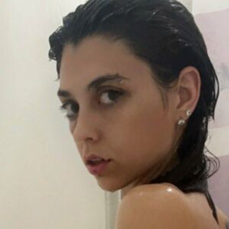 capricorndesire star adult pics