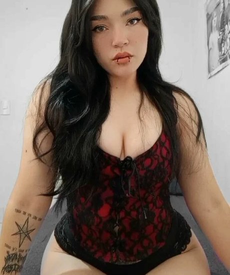 Marisol Walker star nudes gallery