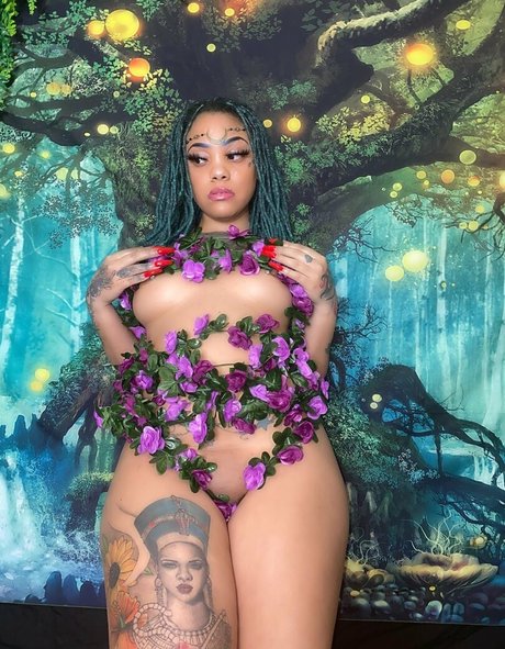 rebelliouschantele nudes model galleries