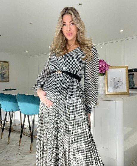 Emily Rose Ross pornographic actress pics