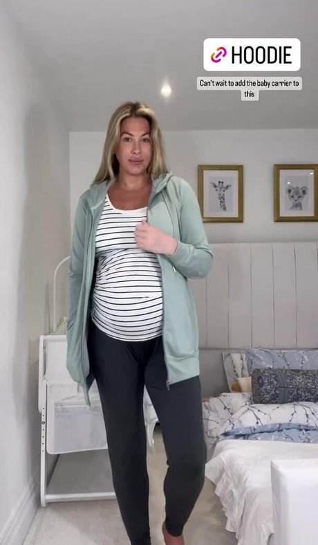 Emily Rose Ross hot model pic