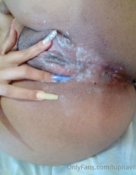 lupitavll sexy model gallery