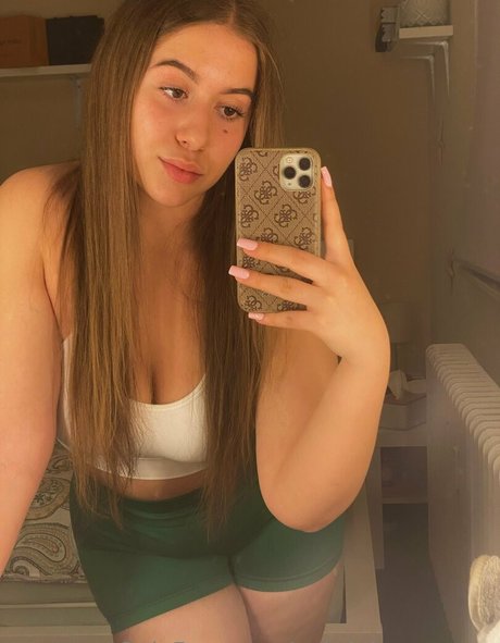 gabrielamorenoo sexy star images