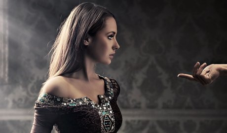 Alison Brie naked star pictures