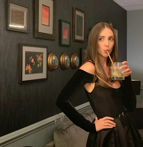 mature asian onlyfans pornos photo