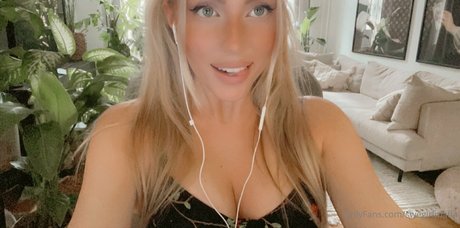 swegirlmafia nice actress pics