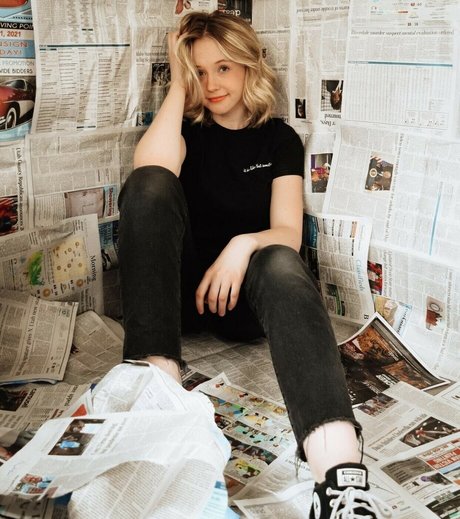 Kira Graceeee erotic actress photos