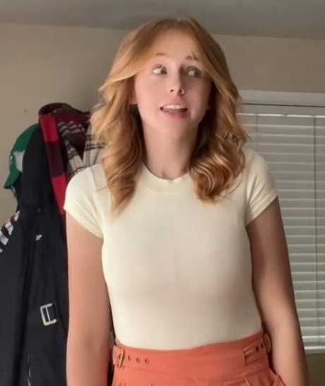 Kira Graceeee sex star img