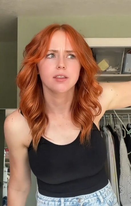 Kira Graceeee model free galleries