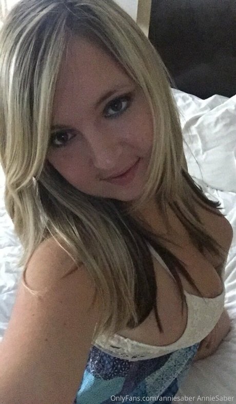 Candykissxo model archive