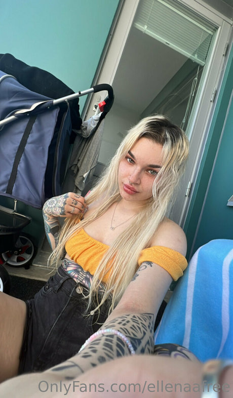 ellenaafree hot model photo