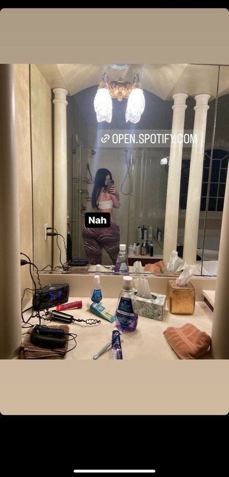 Haleyszklarz art star pictures