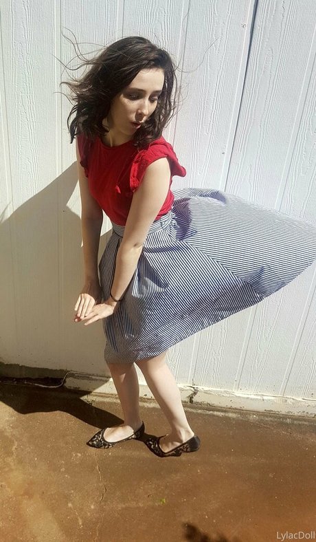 LylacDoll xxx model picture
