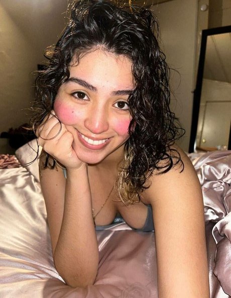 kristalqr sexy model archive