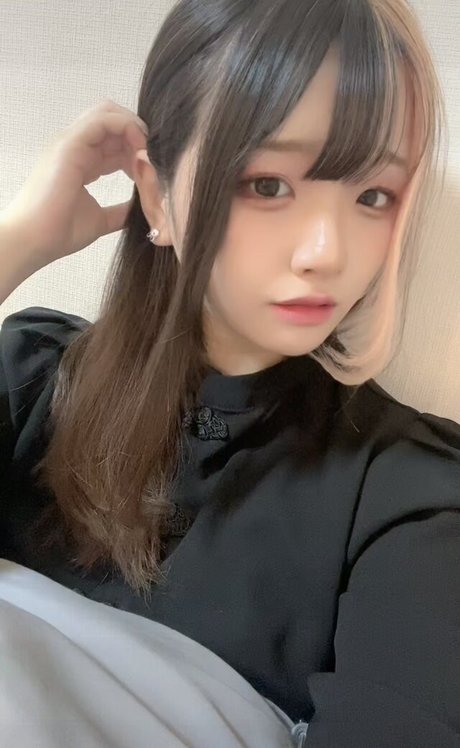 Yui Hiiragi model nudes picture