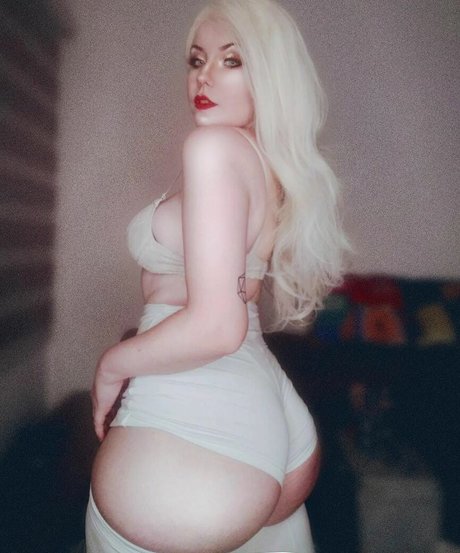 Kahsanoni pornstar nice pic