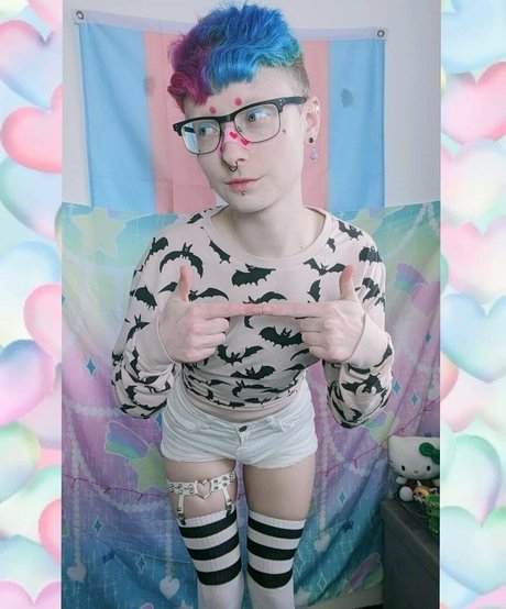 enbyjupiterfree star sexy photos